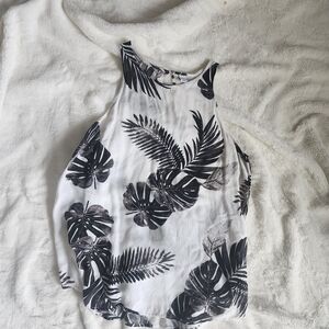 Old Navy Black and White Tropical Print Tank Top